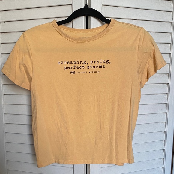 Taylor Swift Tops - Taylor Swift 1988 crop top